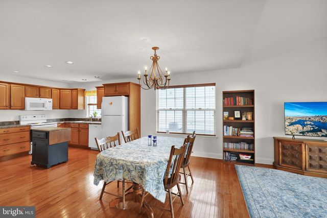103 GOLDENFIELD DR, Lancaster, PA 17603
