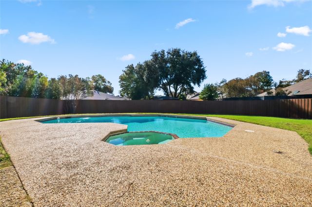 4001 Bullock Drive, Plano, TX 75023