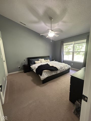 4351 Round Lake Bend, Indianapolis, IN 46234