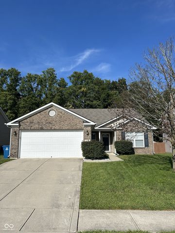4351 Round Lake Bend, Indianapolis, IN 46234
