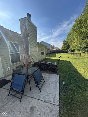 4351 Round Lake Bend, Indianapolis, IN 46234
