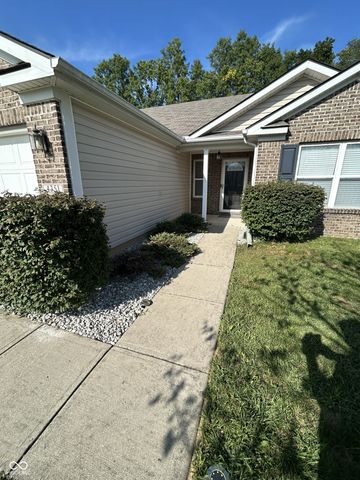 4351 Round Lake Bend, Indianapolis, IN 46234