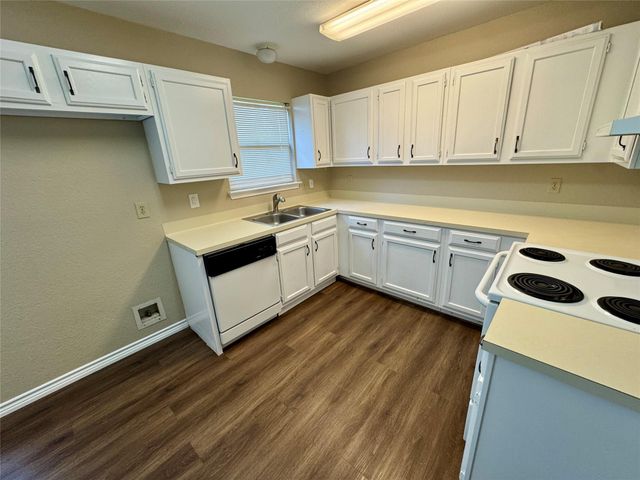 7206 Smokey Hill RD, Austin, TX 78736