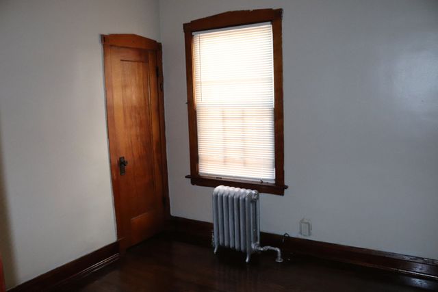 8512 S Manistee Avenue, Chicago, IL 60617