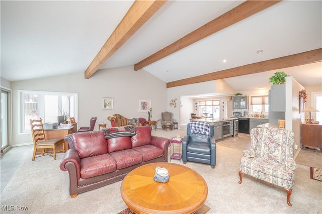 6942 Woodwalk Drive, Brecksville, OH 44141