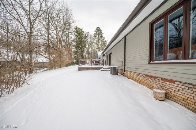6942 Woodwalk Drive, Brecksville, OH 44141
