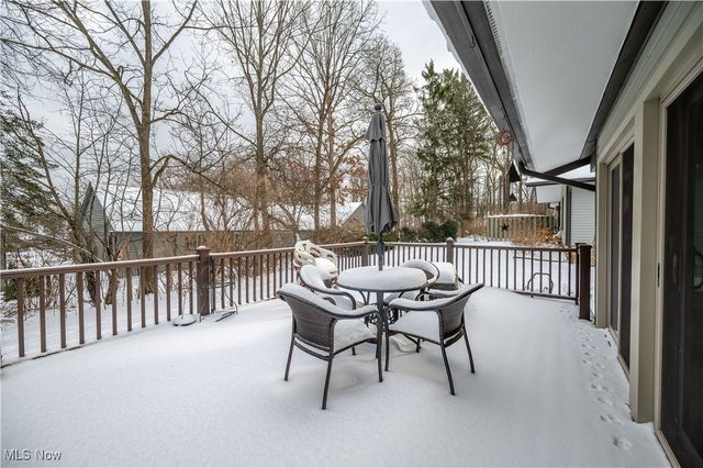 6942 Woodwalk Drive, Brecksville, OH 44141