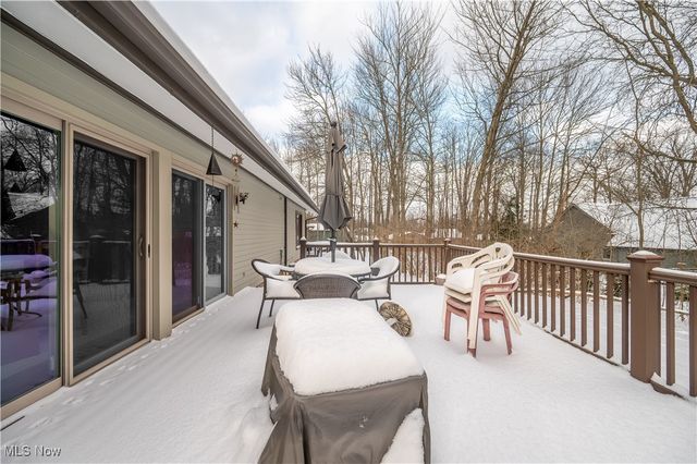 6942 Woodwalk Drive, Brecksville, OH 44141