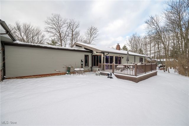 6942 Woodwalk Drive, Brecksville, OH 44141