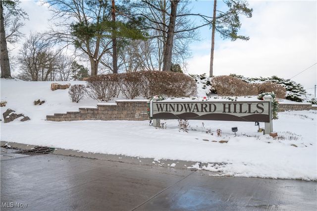 6942 Woodwalk Drive, Brecksville, OH 44141