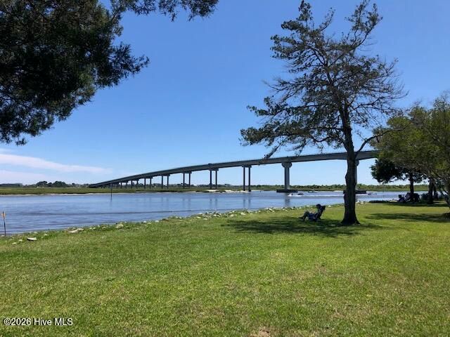 330 S Middleton Drive NW Unit 706, Calabash, NC 28467