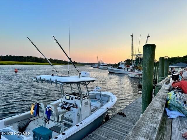 330 S Middleton Drive NW Unit 706, Calabash, NC 28467