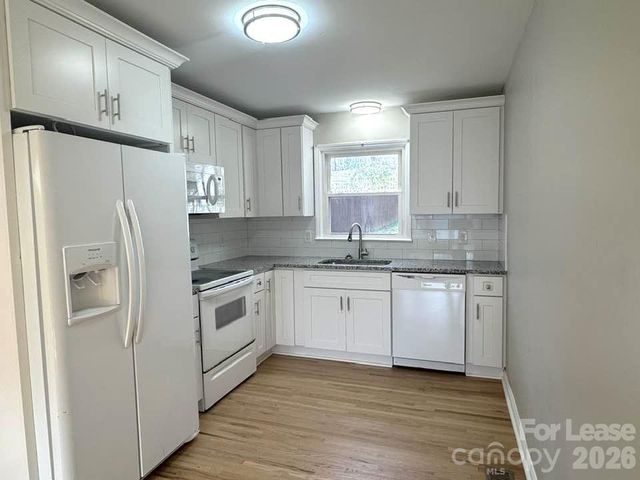 439 Sadie Drive, Matthews, NC 28105
