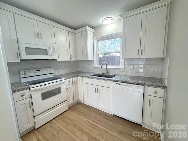 439 Sadie Drive, Matthews, NC 28105