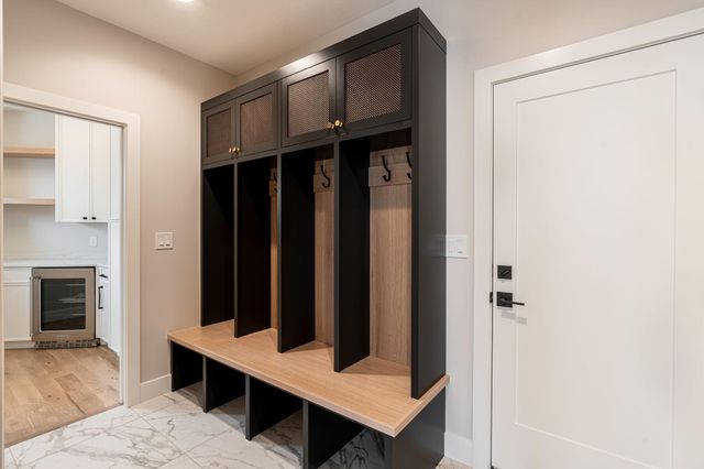 5259 Maggie May Lane SW, Rochester, MN 55902