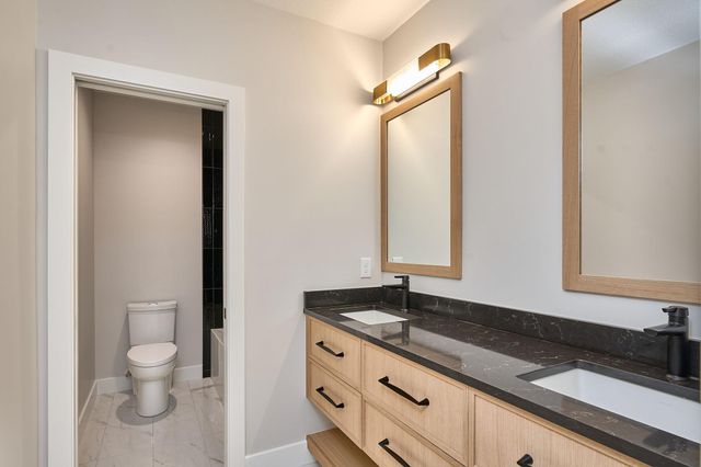 5259 Maggie May Lane SW, Rochester, MN 55902