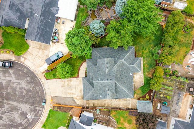 545 Diego Court, Central Point, OR 97502
