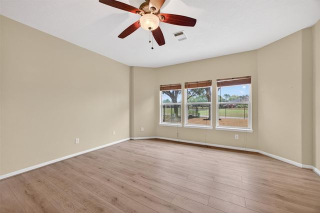 2107 Blue Water Bay Drive, Katy, TX 77494