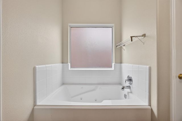 2107 Blue Water Bay Drive, Katy, TX 77494