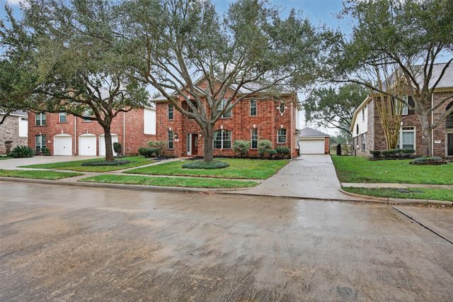 2107 Blue Water Bay Drive, Katy, TX 77494