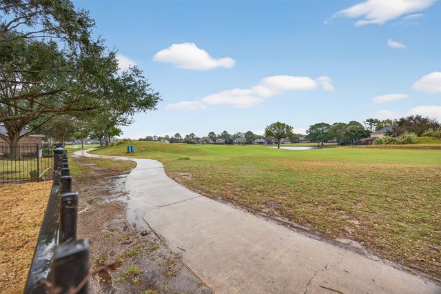 2107 Blue Water Bay Drive, Katy, TX 77494