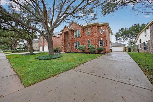 2107 Blue Water Bay Drive, Katy, TX 77494