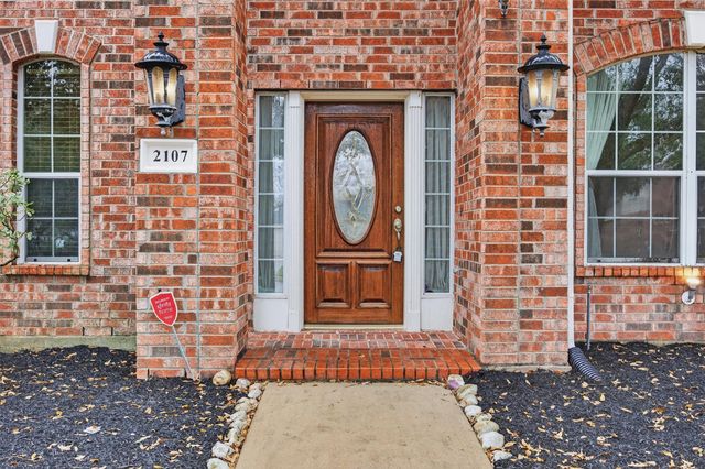 2107 Blue Water Bay Drive, Katy, TX 77494