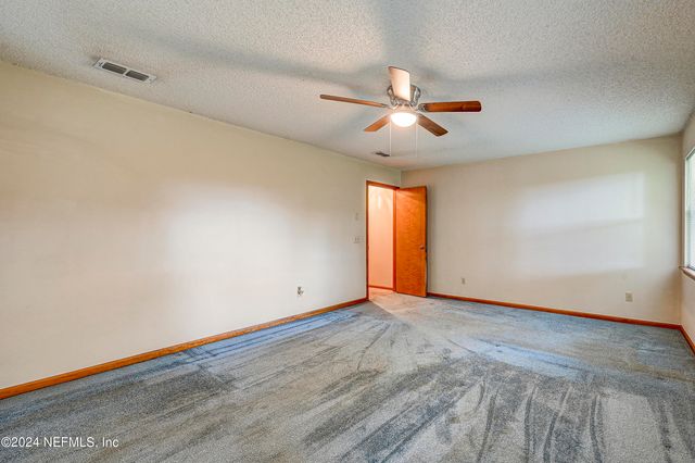 6909 RAMOTH Drive, Jacksonville, FL 32226