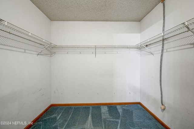 6909 RAMOTH Drive, Jacksonville, FL 32226