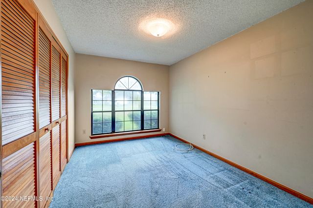 6909 RAMOTH Drive, Jacksonville, FL 32226