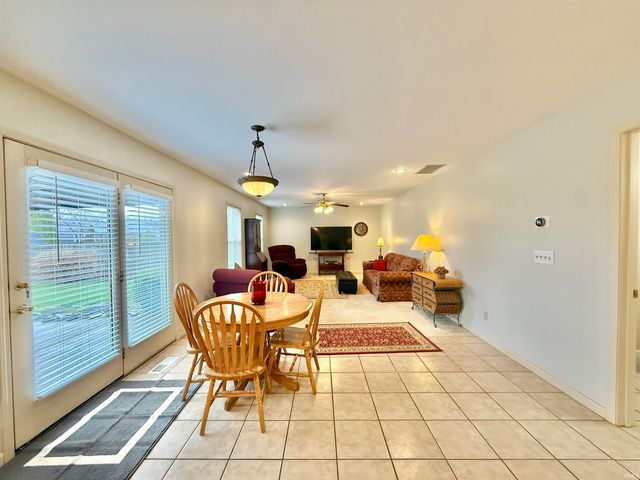 9140 Southport Drive, Evansville, IN 47711