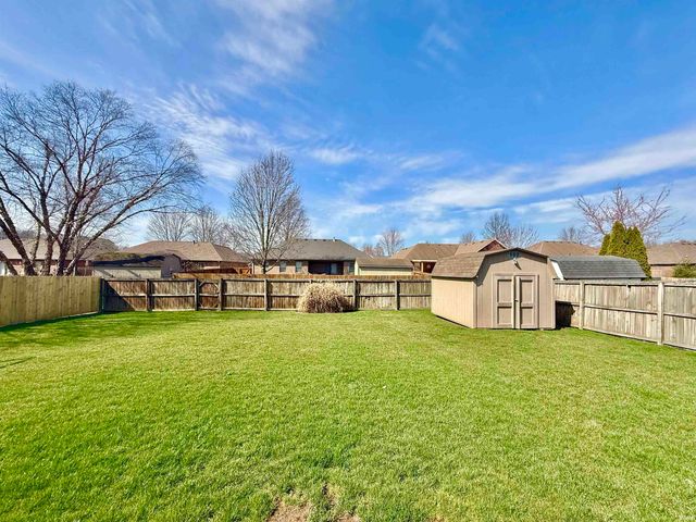 9140 Southport Drive, Evansville, IN 47711