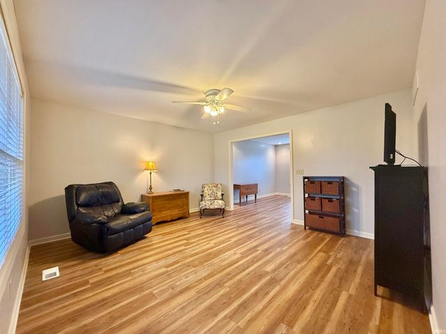 9140 Southport Drive, Evansville, IN 47711