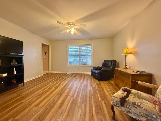 9140 Southport Drive, Evansville, IN 47711