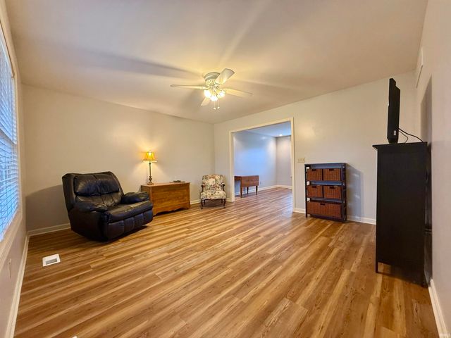 9140 Southport Drive, Evansville, IN 47711