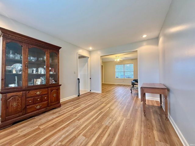 9140 Southport Drive, Evansville, IN 47711