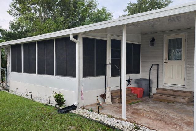 121 PINE TREE DRIVE, Debary, FL 32713