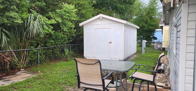 121 PINE TREE DRIVE, Debary, FL 32713