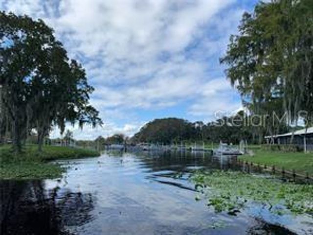 121 PINE TREE DRIVE, Debary, FL 32713