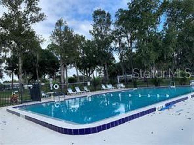 121 PINE TREE DRIVE, Debary, FL 32713