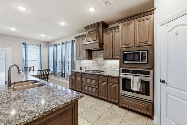 1112 Bear Oak Drive, Burleson, TX 76028