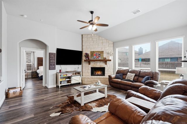 1112 Bear Oak Drive, Burleson, TX 76028