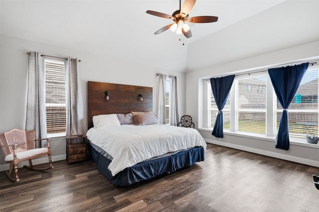 1112 Bear Oak Drive, Burleson, TX 76028