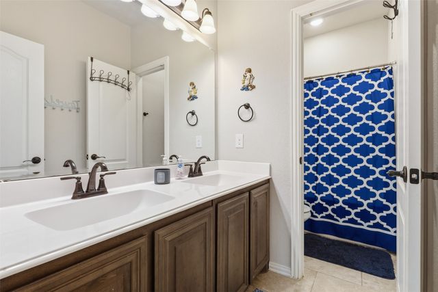 1112 Bear Oak Drive, Burleson, TX 76028