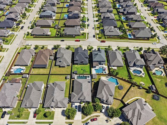 1112 Bear Oak Drive, Burleson, TX 76028