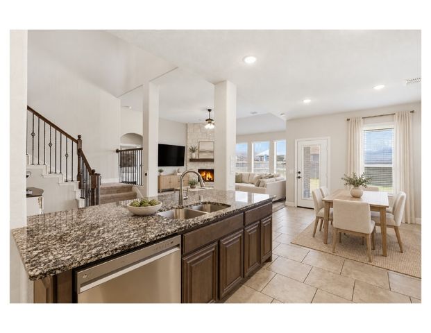 1112 Bear Oak Drive, Burleson, TX 76028