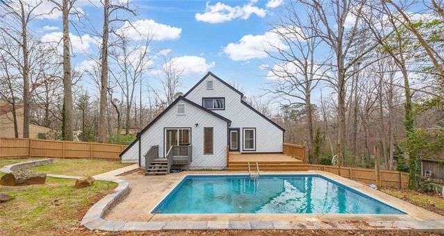 3213 Cedar Bluff NE Drive, Marietta, GA 30062