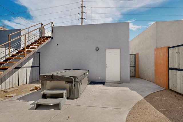 506 Coal Avenue SW, Albuquerque, NM 87102
