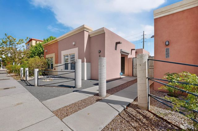 506 Coal Avenue SW, Albuquerque, NM 87102