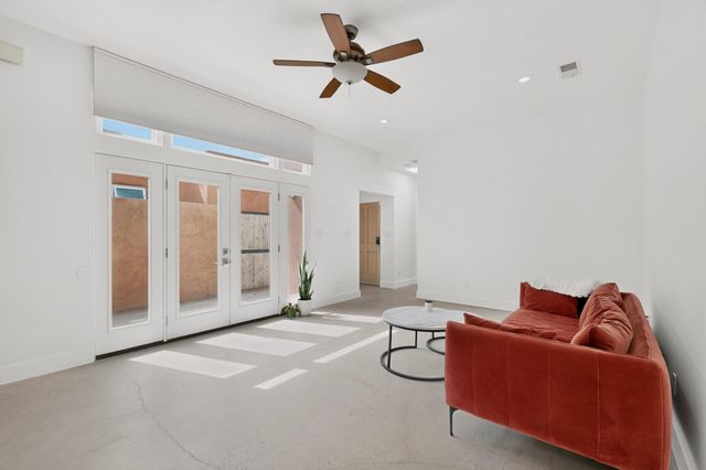 506 Coal Avenue SW, Albuquerque, NM 87102